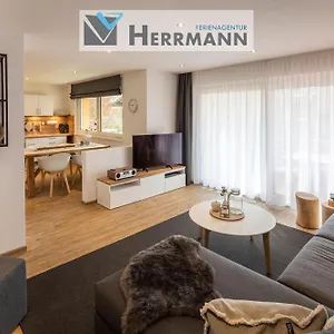 Monusse Boid 10 Apartment